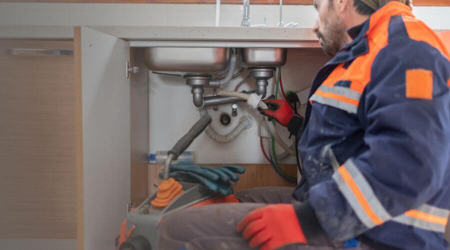 Commercial Slab Leak Plumbing in Cascade, IA